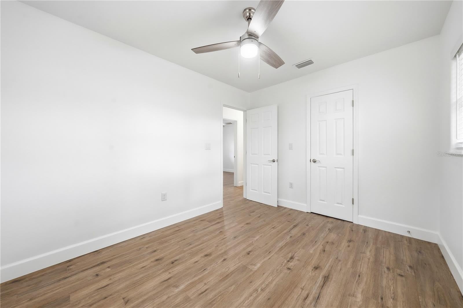 1009 NEBRASKA Street – photo 4