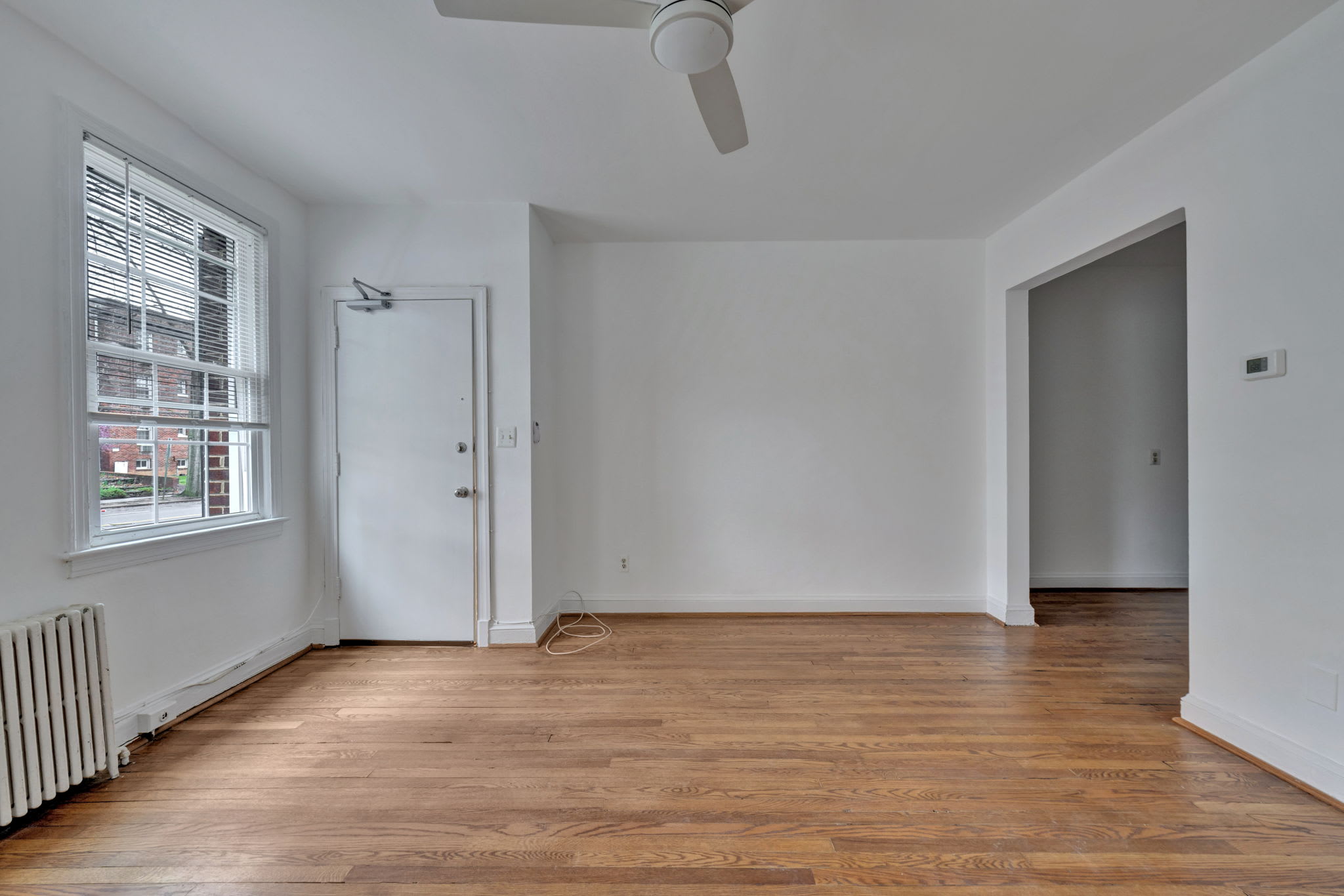 4500 Macarthur Blvd Nw – photo 3
