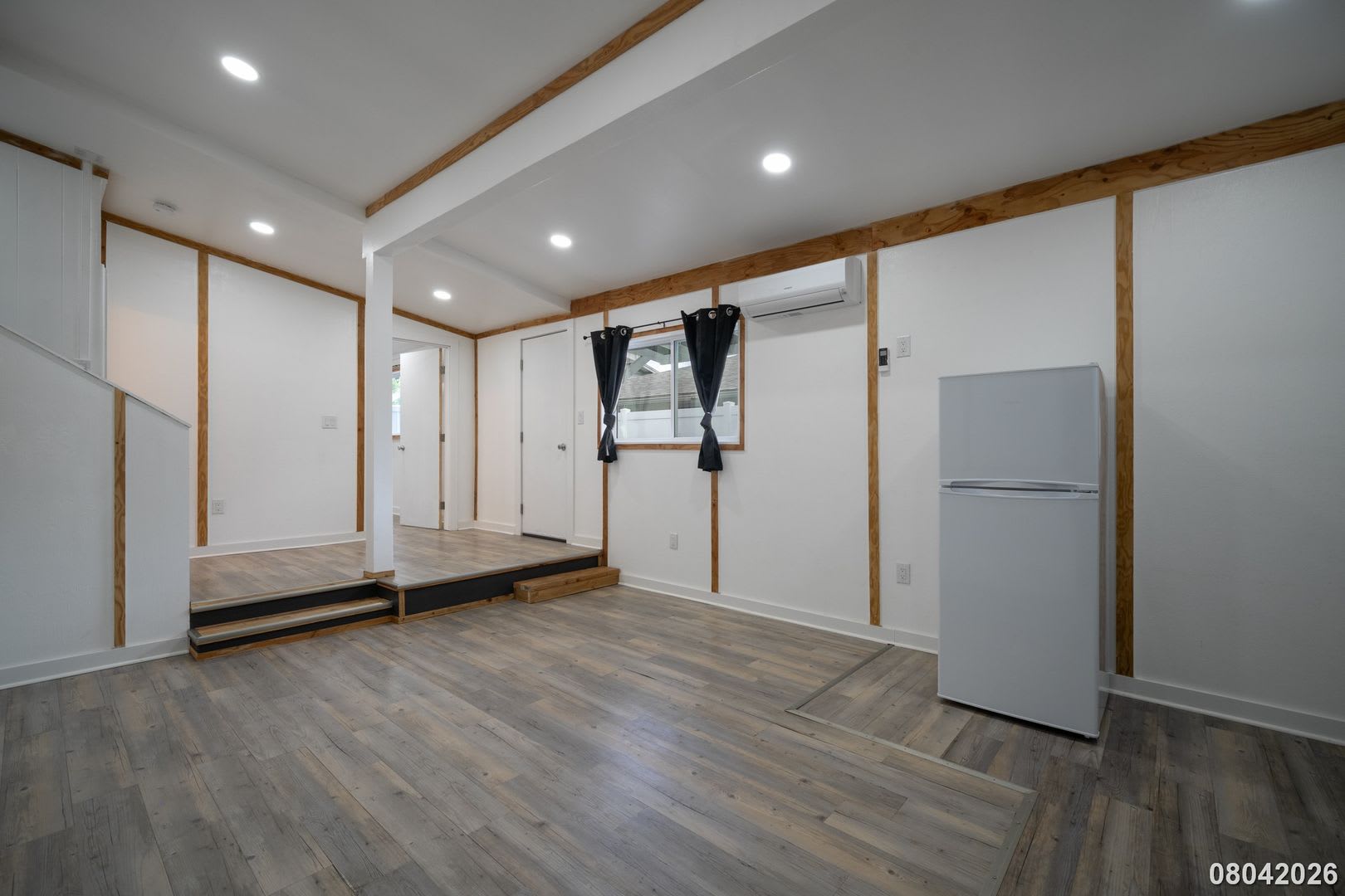 1bd 1ba with Parking – photo 3