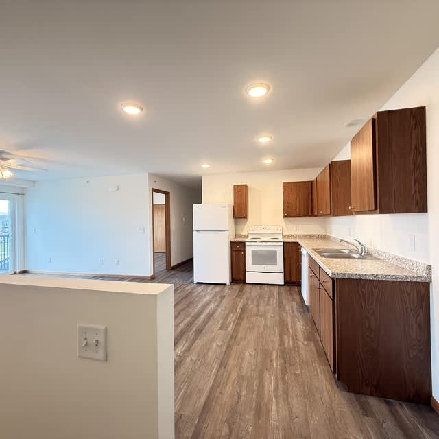 1445 Peterson Drive – photo 3