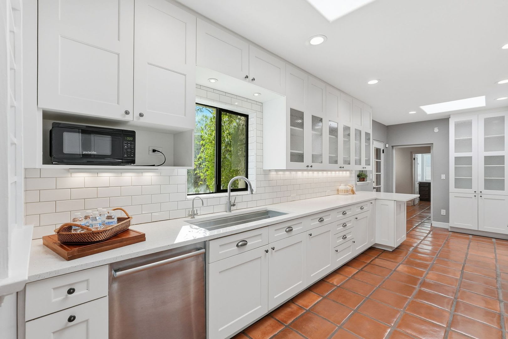 Elegant 3-Bedroom Home in Historic Tucson – photo 5