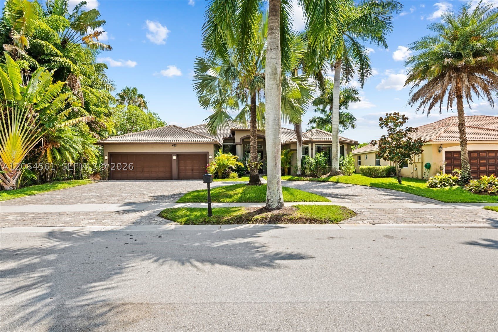 2498 Eagle Run Dr – photo 2
