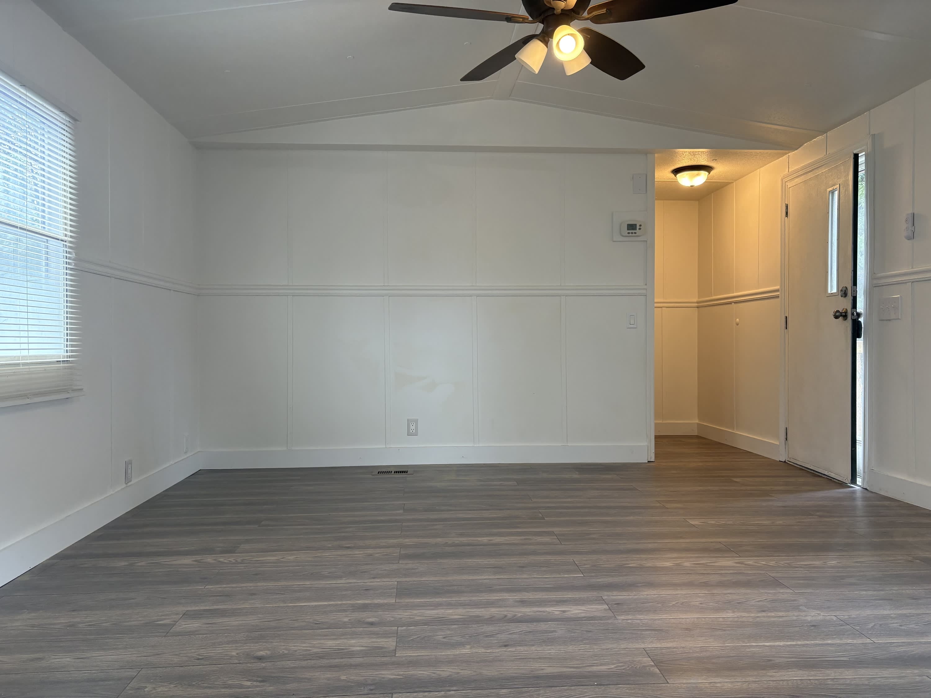 905 1/2 Salters Street – photo 2