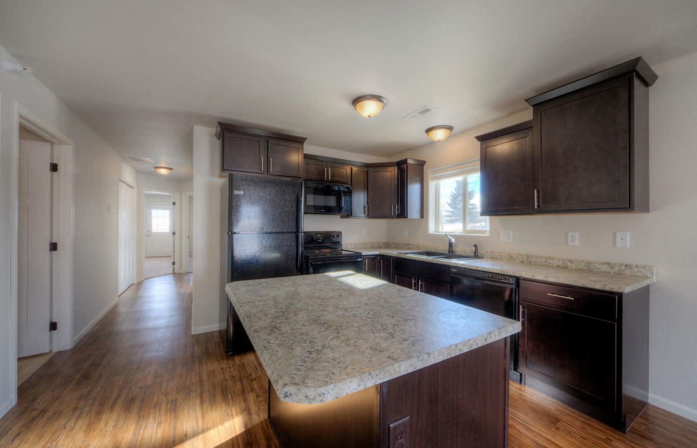 1260 E Minnesota St – photo 2