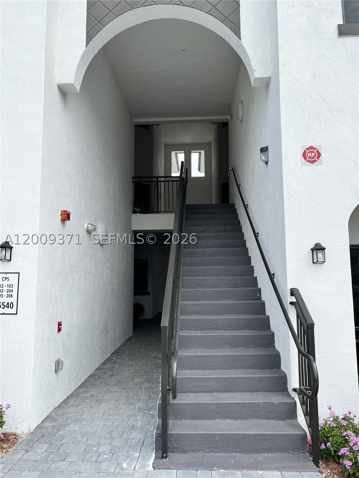 15540 SW 136th St – photo 3