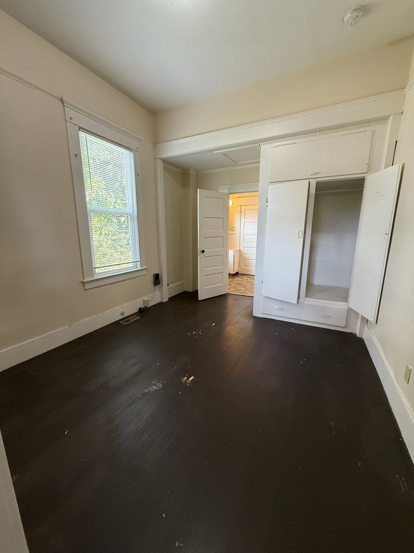 2 Bedroom 1 Bathroom Cottage In The Heart Of Bellingham – photo 2