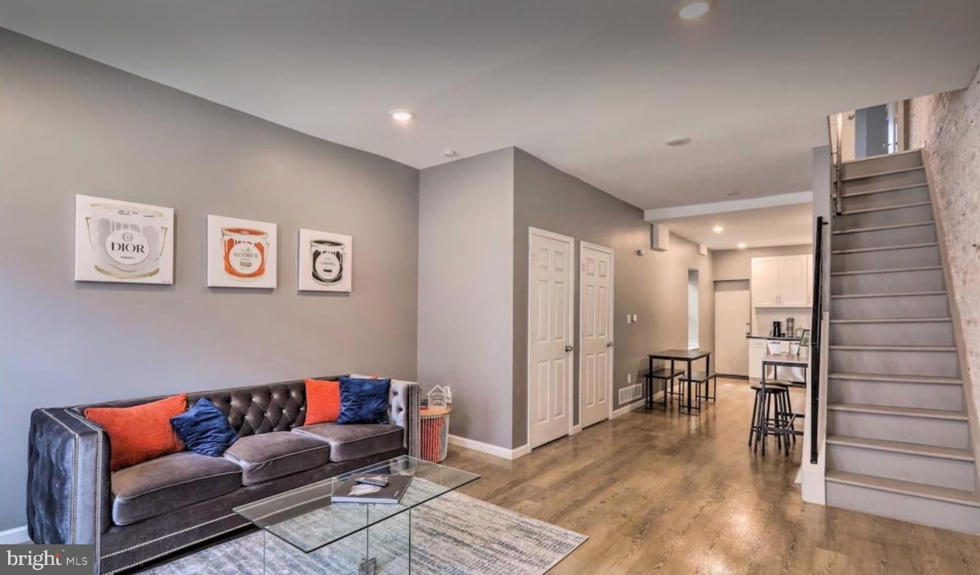 2333 N WOODSTOCK Street – photo 1