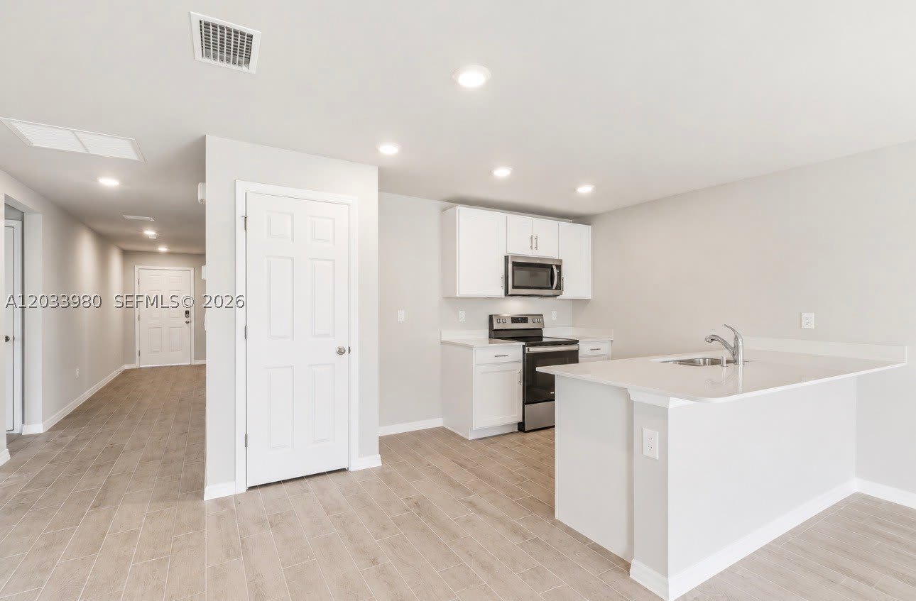 8030 OLIVE CIRCLE – photo 5