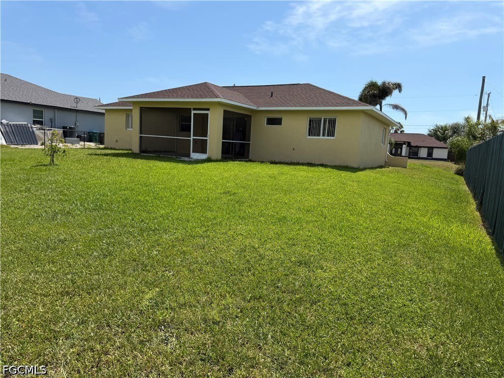 305 NW 22nd Place – photo 3