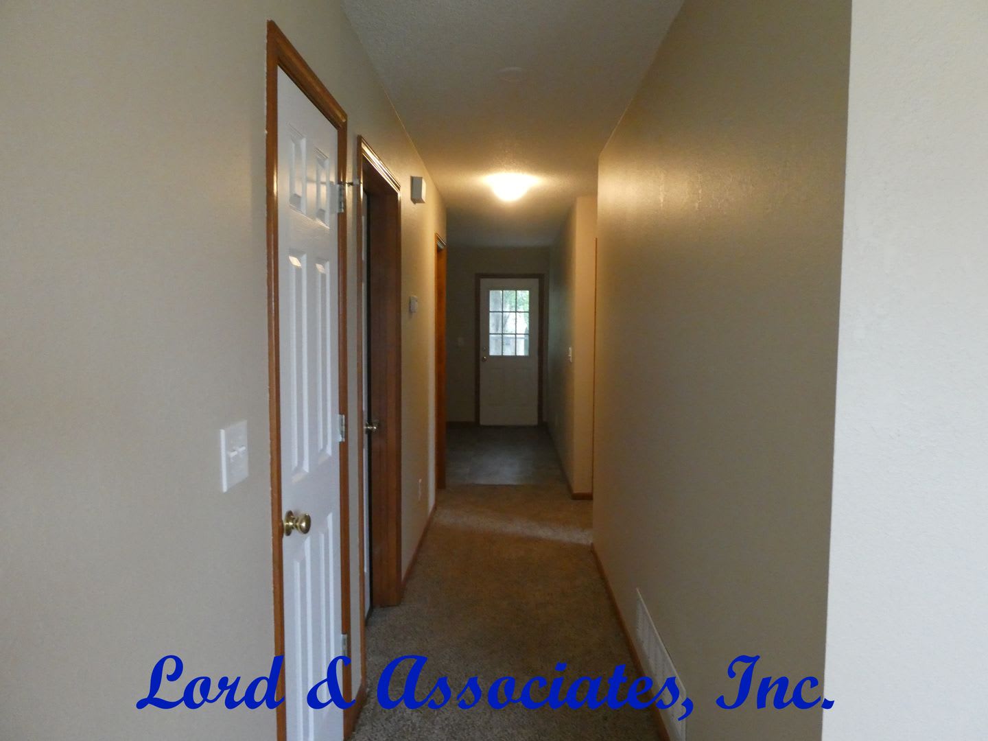 2 Bedrooms, 1.5 Baths-Grain Valley – photo 4