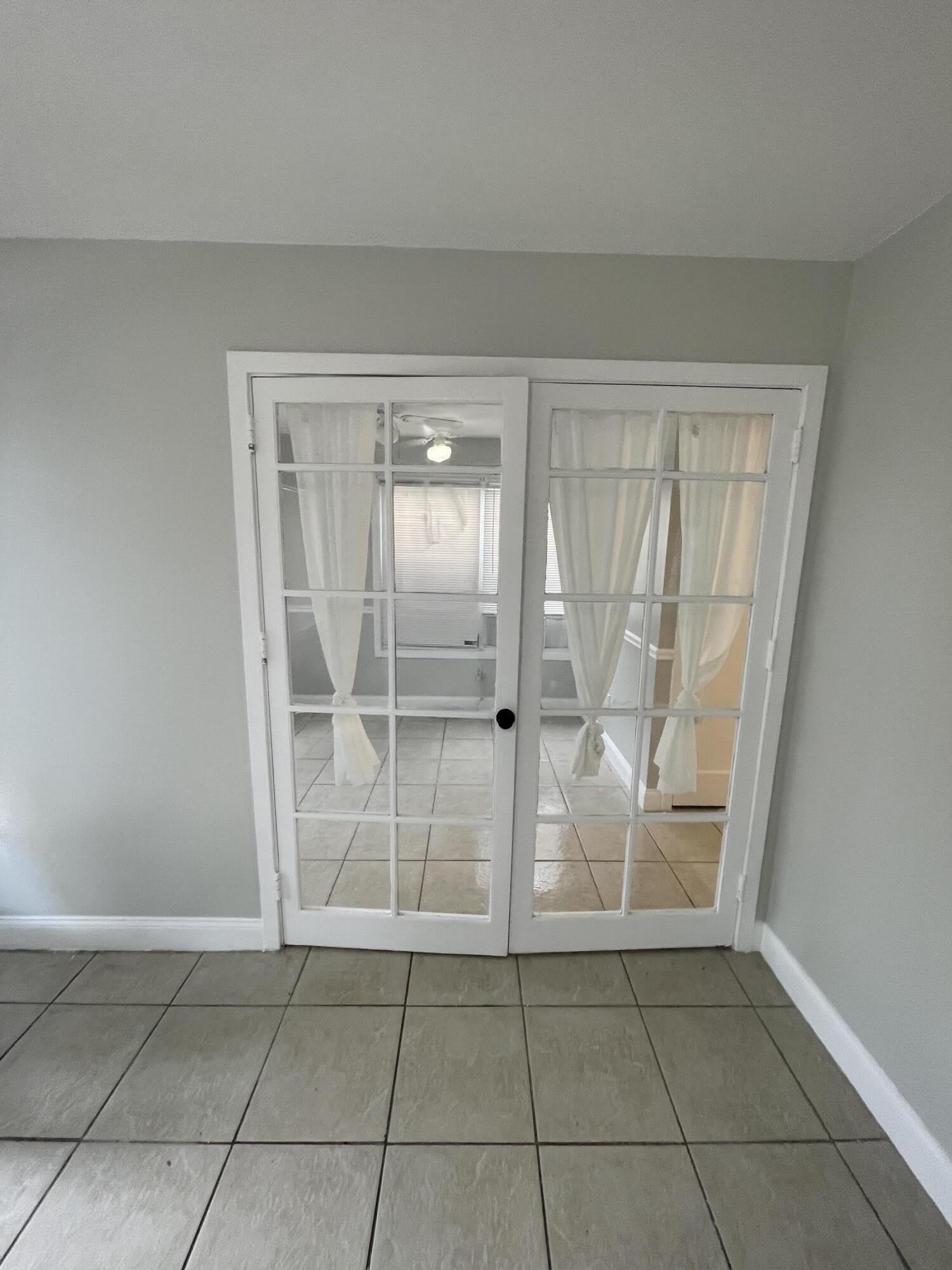 623 Selkirk Street – photo 4