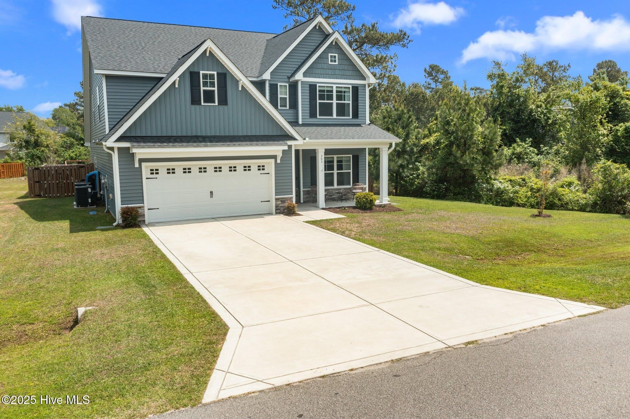 303 Red Cedar Drive – photo 4