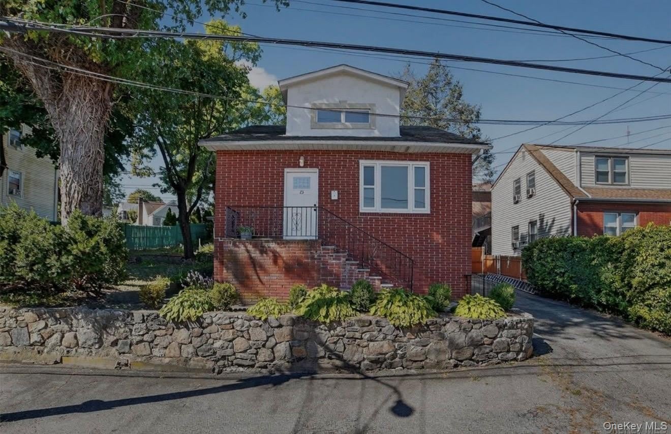 23 Mansion Avenue – photo 1