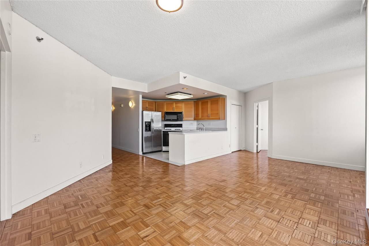 50 E Hartsdale Ave # GH767HG – photo 4