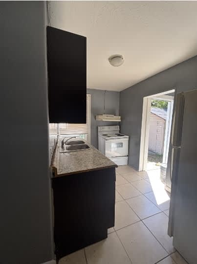 444 Duray Street – photo 2