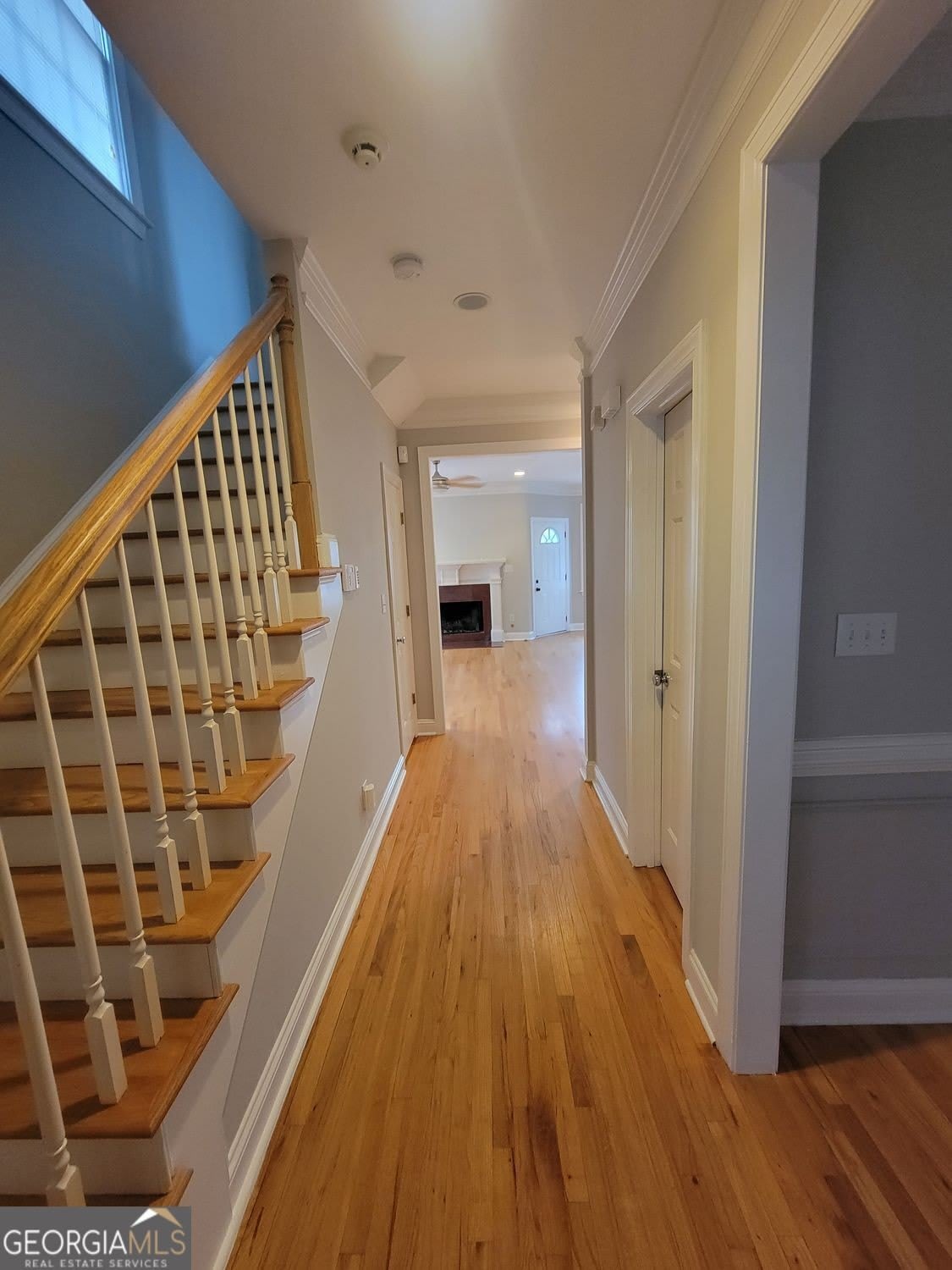 51 Little Street SE – photo 4