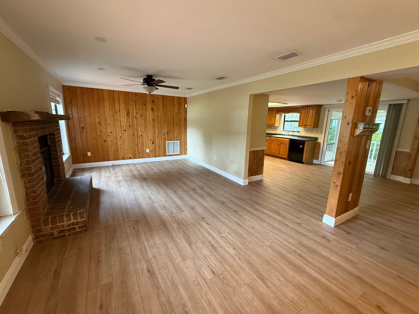 2 Story Home in Heatherwood – photo 2