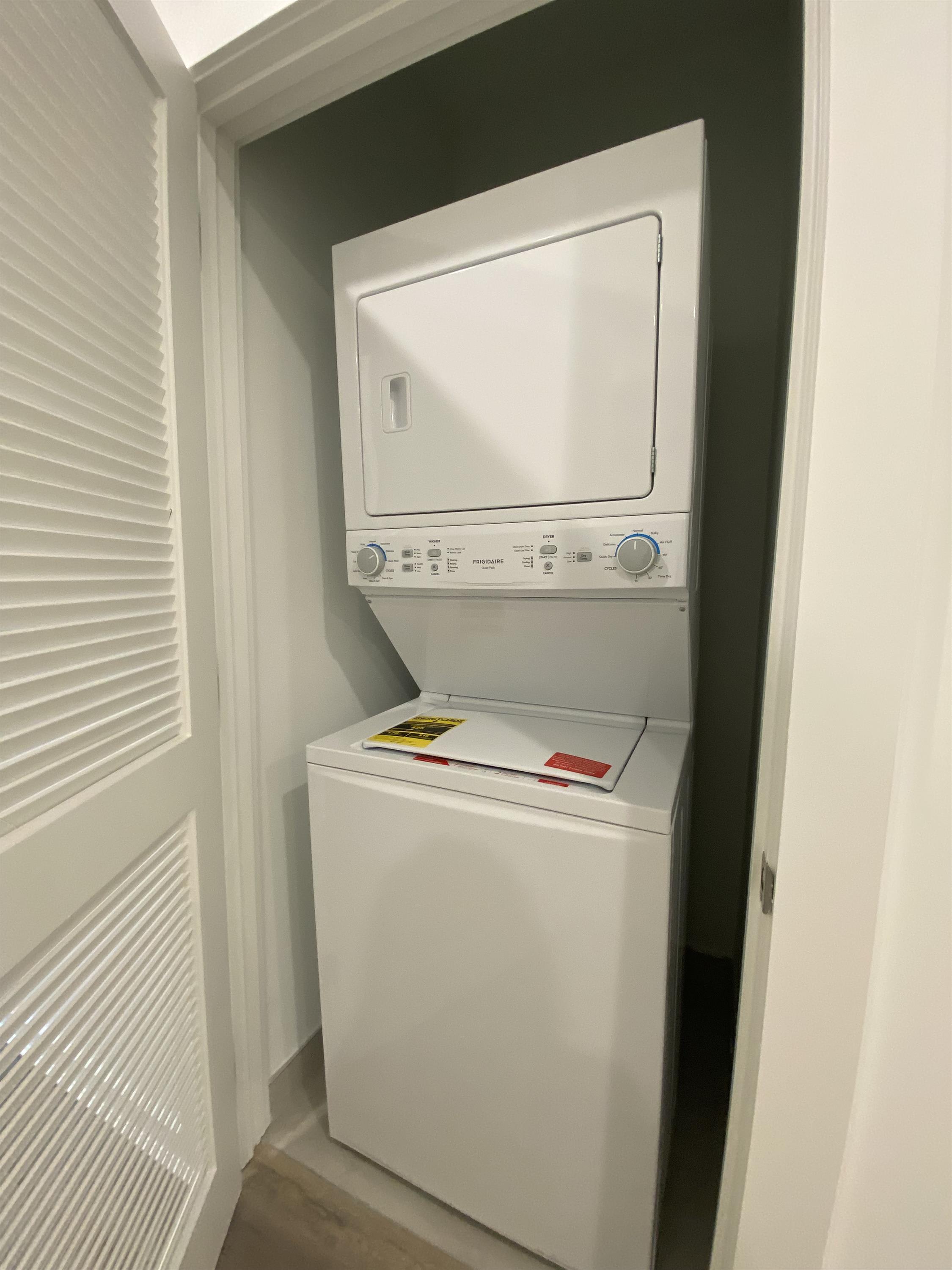667 North 52nd StreetUnit 3 – photo 3