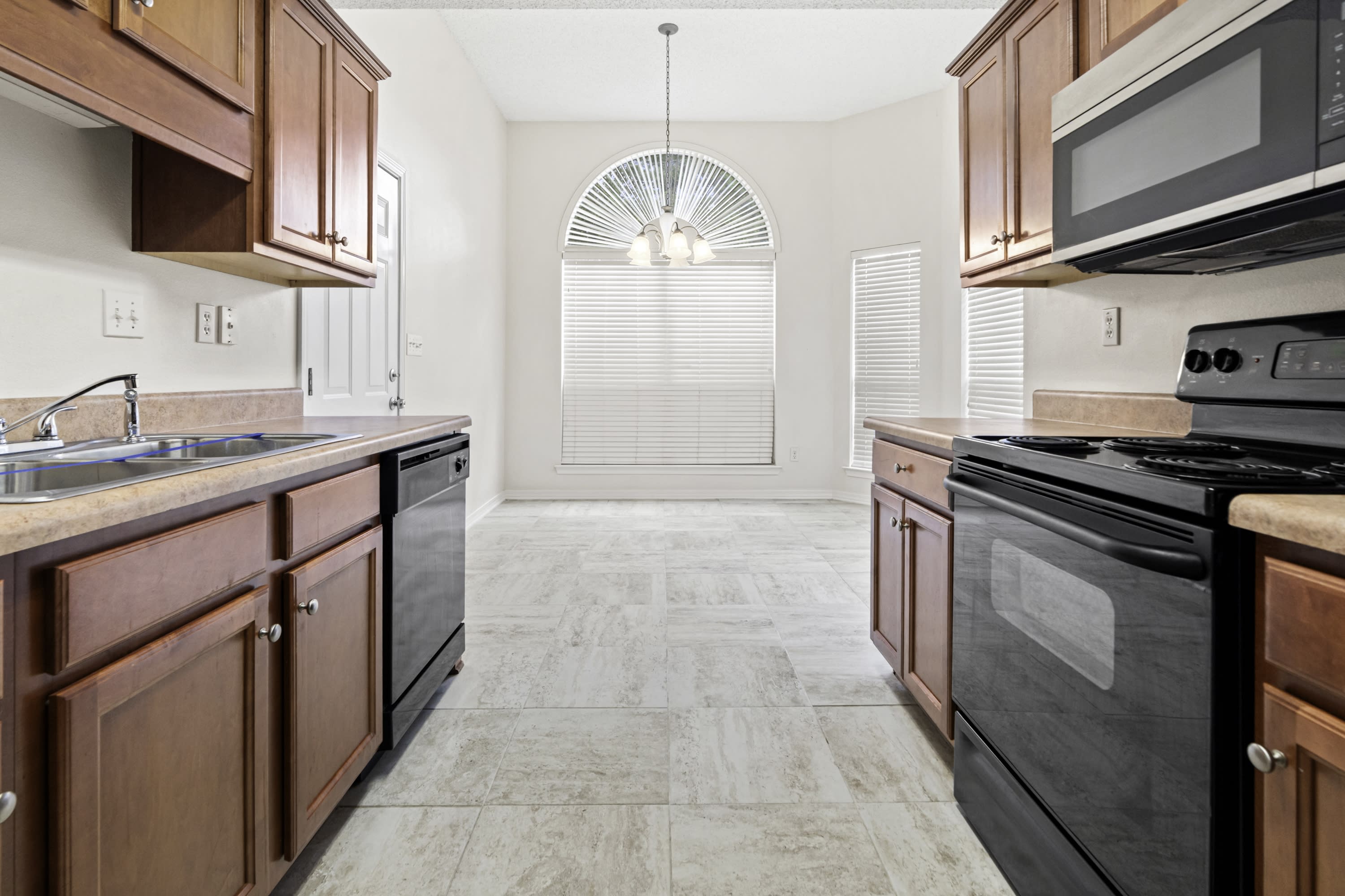 9534 Laa La Court – photo 2