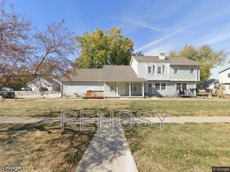 802 NW GREENWOOD ST – photo 1