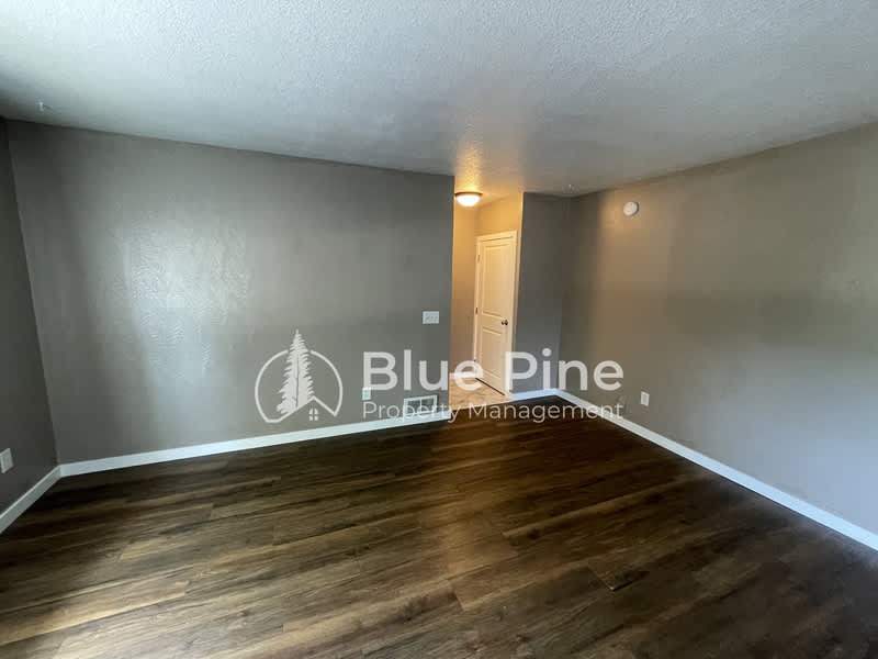 322 Fredregill Road – photo 3