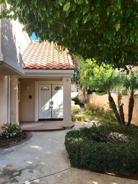 Beautiful home behind the gates in Newbury Park! – photo 3