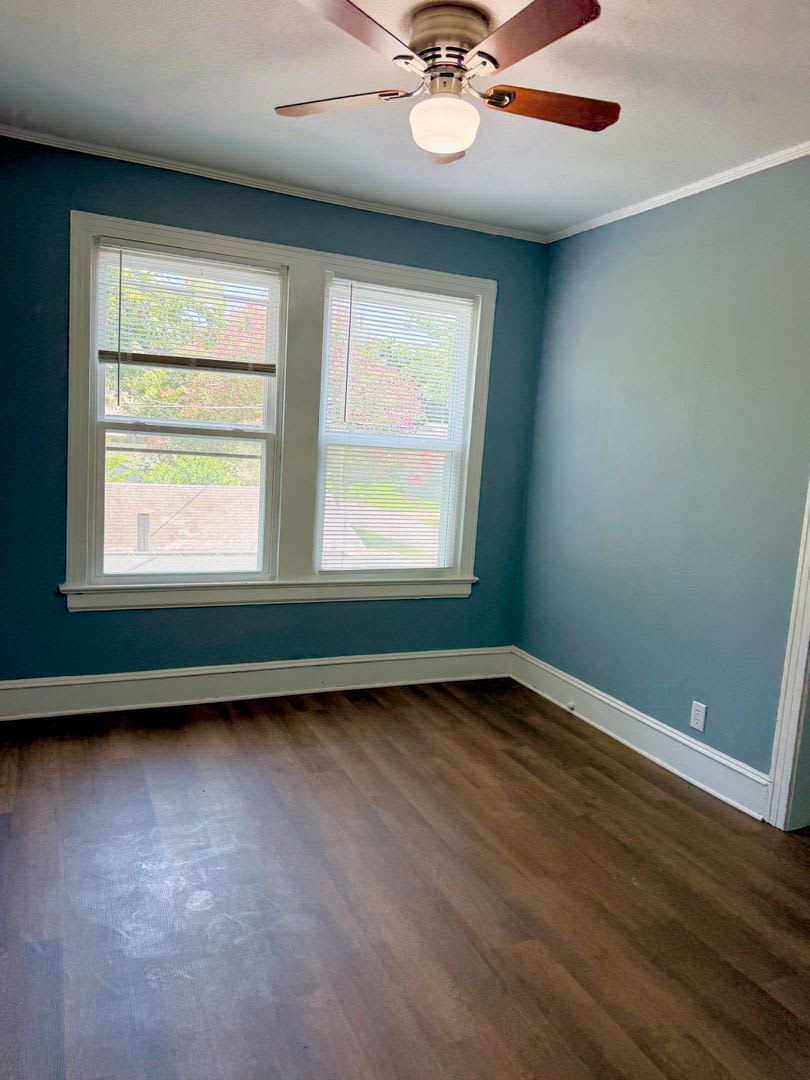 101 E Merrick – photo 3