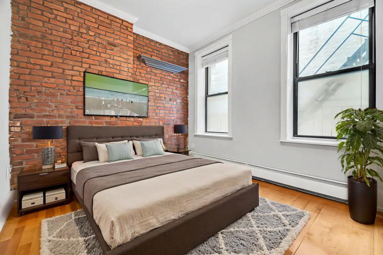 303 Mercer Street – photo 3