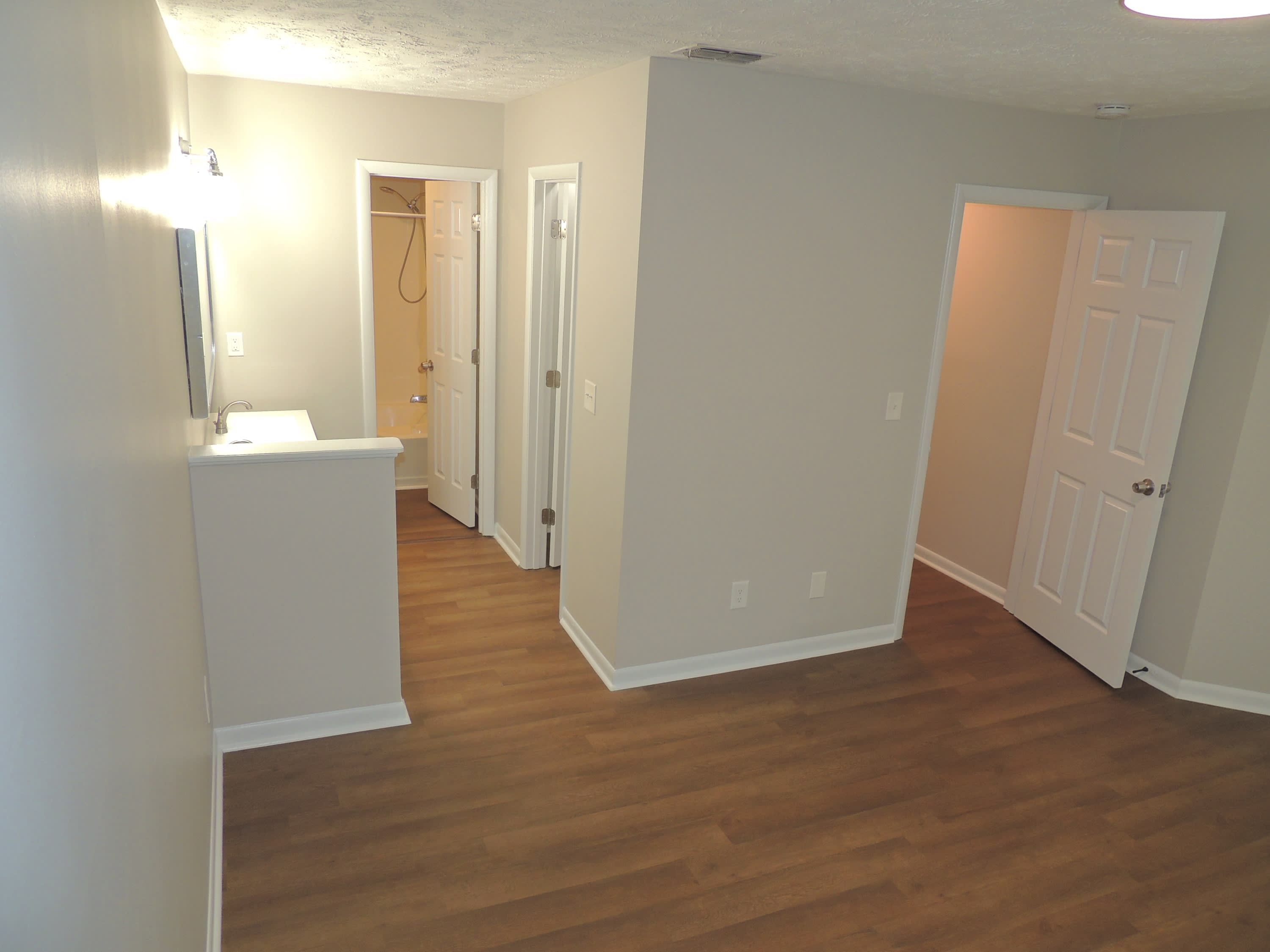 1006 Wood Creek Drive #8 – photo 3