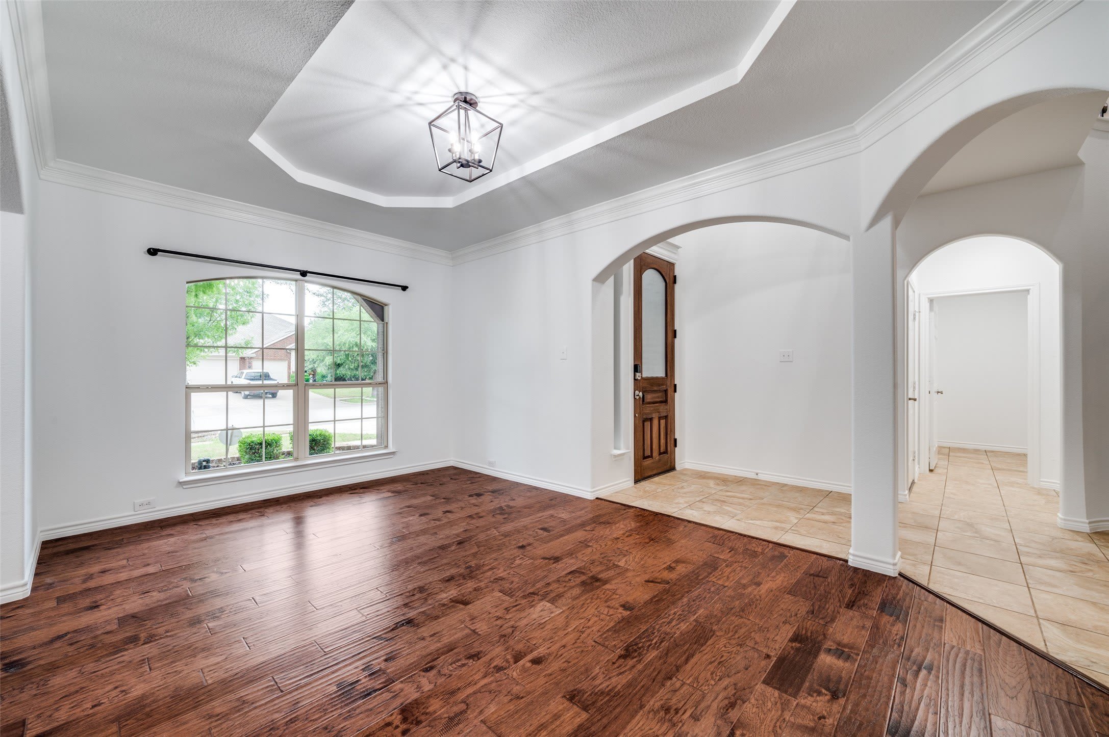 1329 Bateman Lane – photo 4