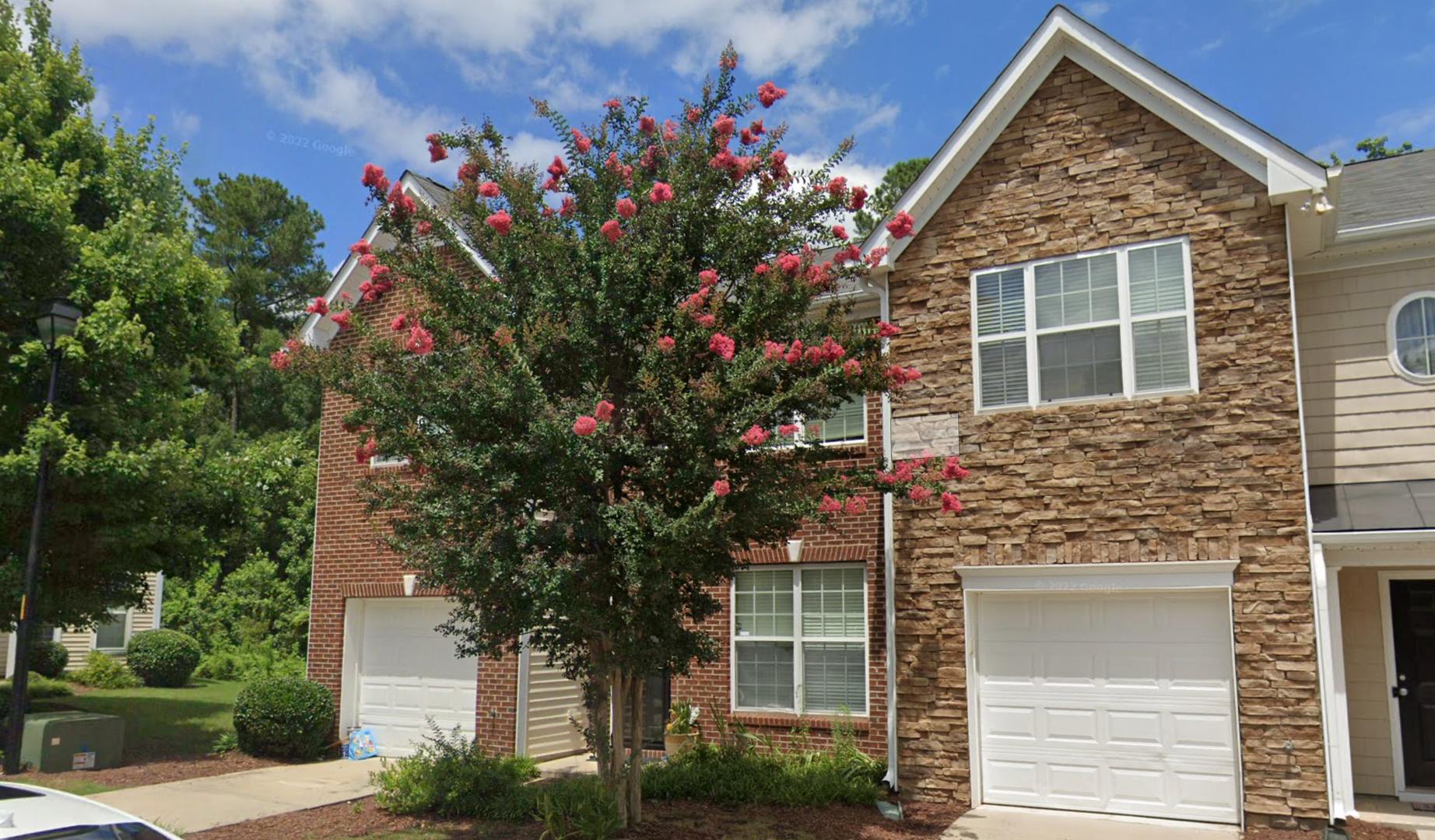 Room In 5 Bedroom Home At Plank Bridge Way – photo 1