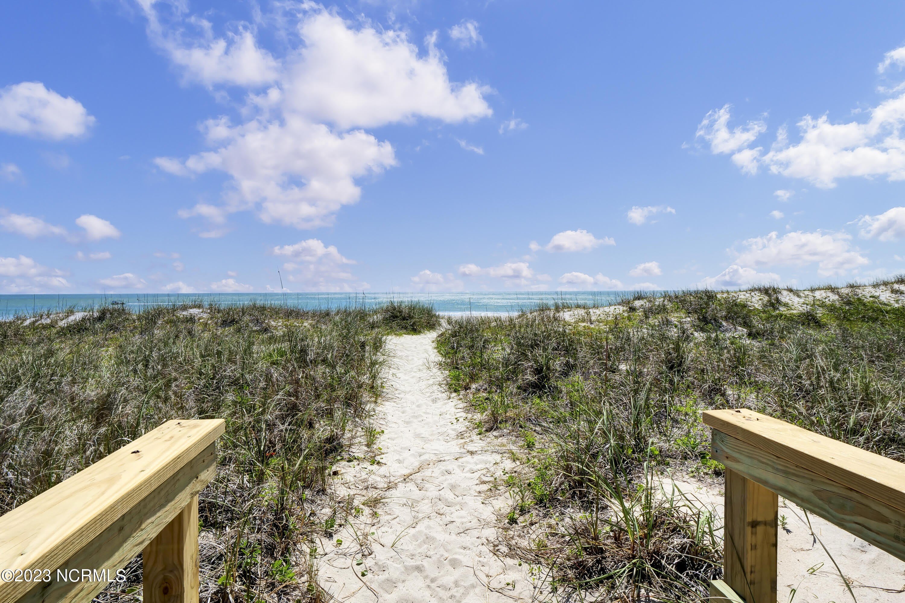 608 Carolina Beach Avenue N – photo 4