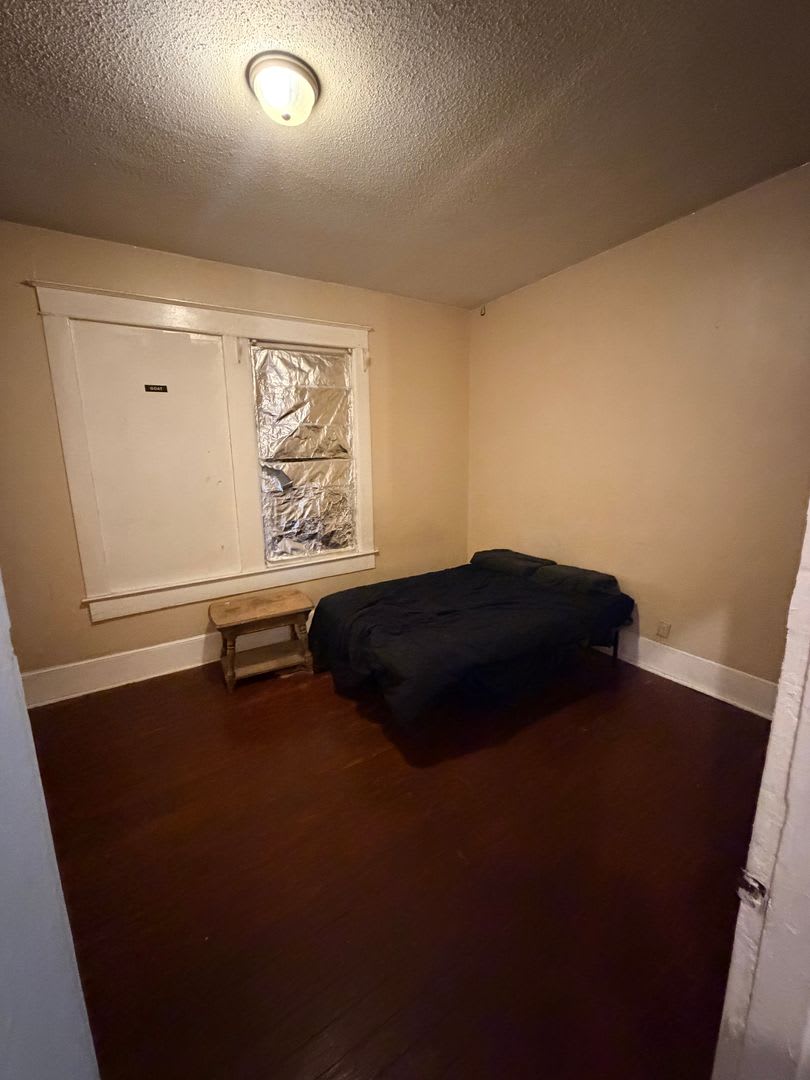 Beautiful 2 Bedroom unit in Highland – photo 3