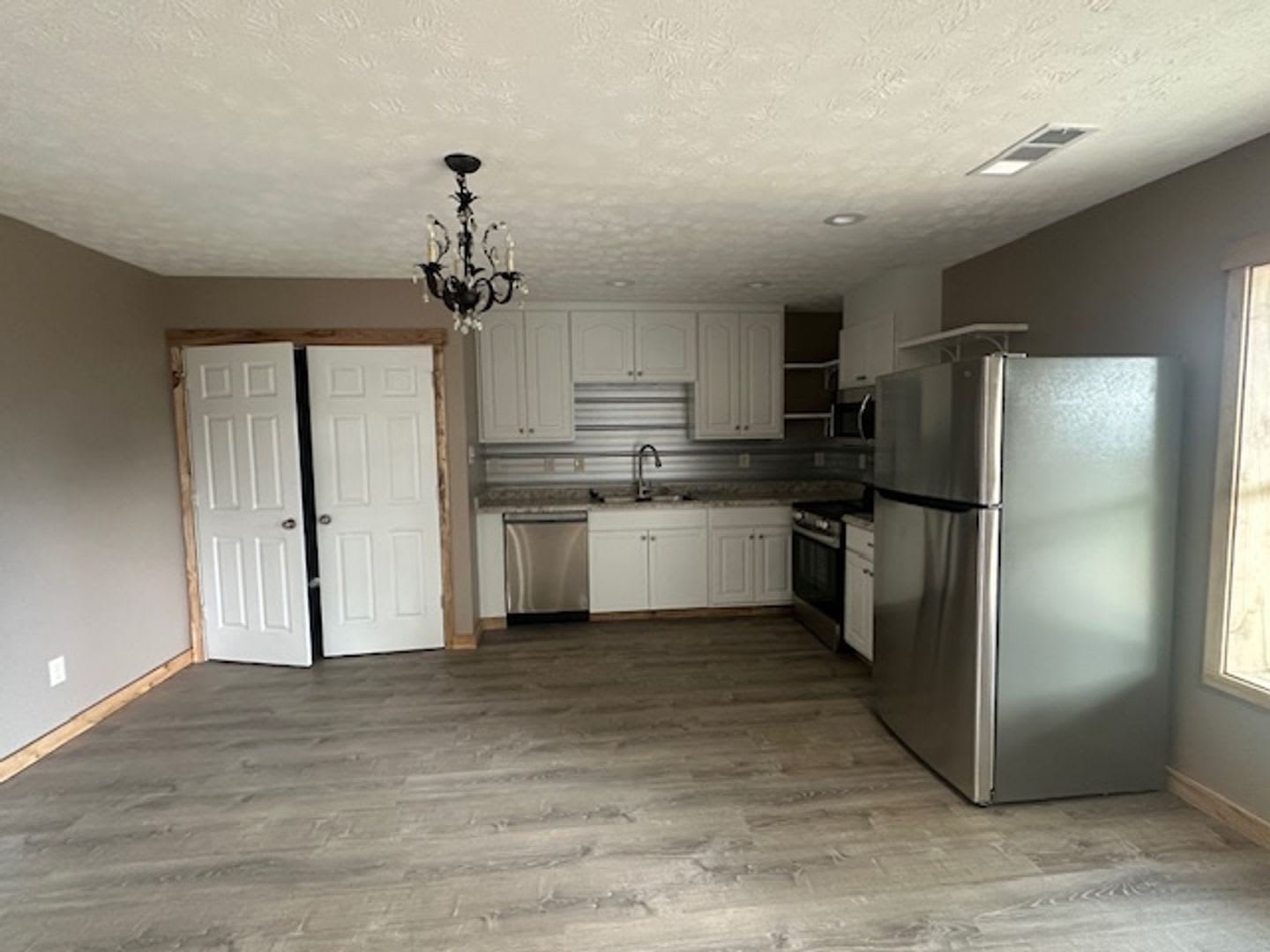 2111 Highway 82 W – photo 3