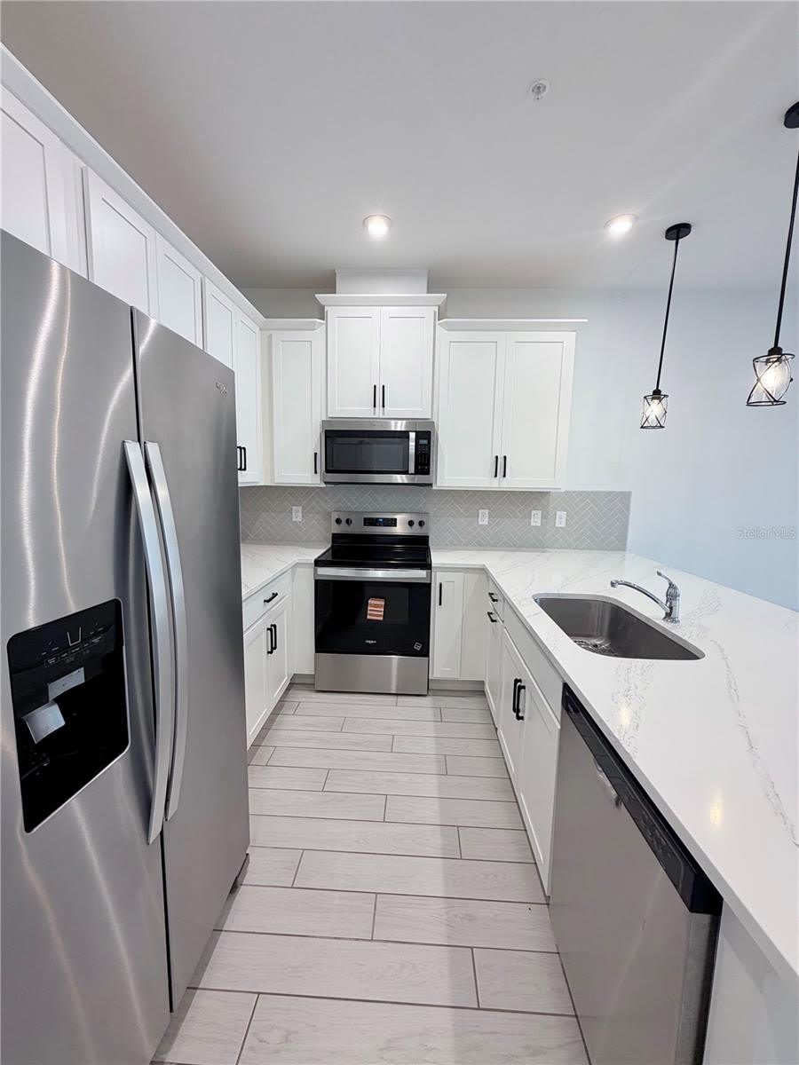 9855 WALKWAY DR – photo 3
