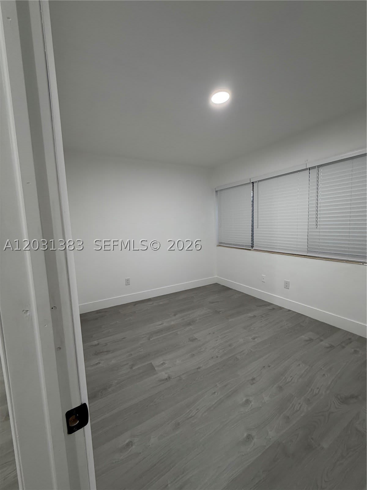 324 Surfside Blvd – photo 3
