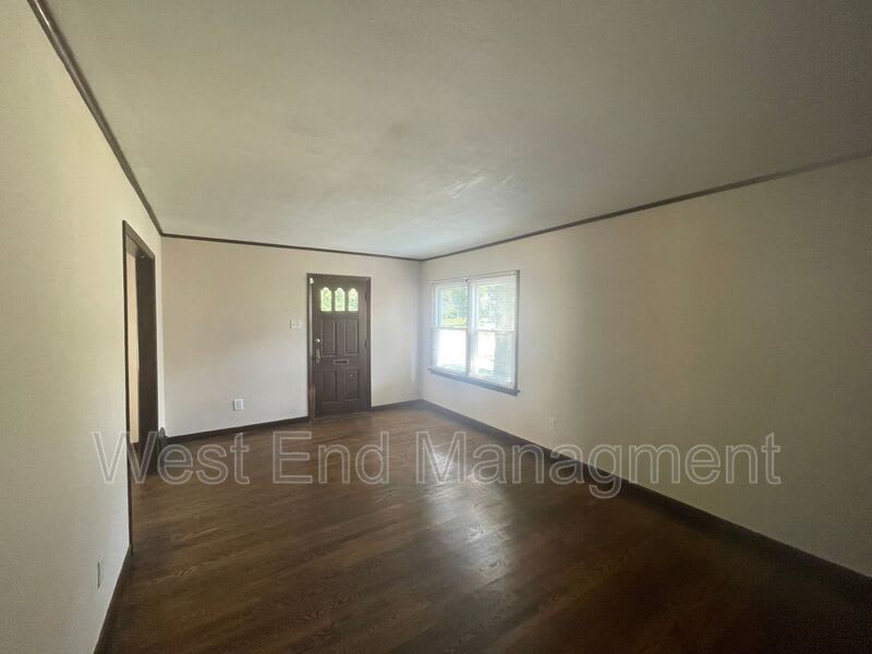 3605 St Gregory Ln – photo 5