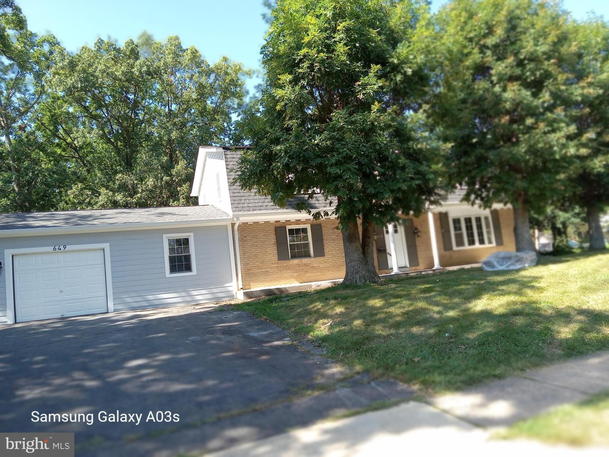 649 HERNDON Parkway – photo 2