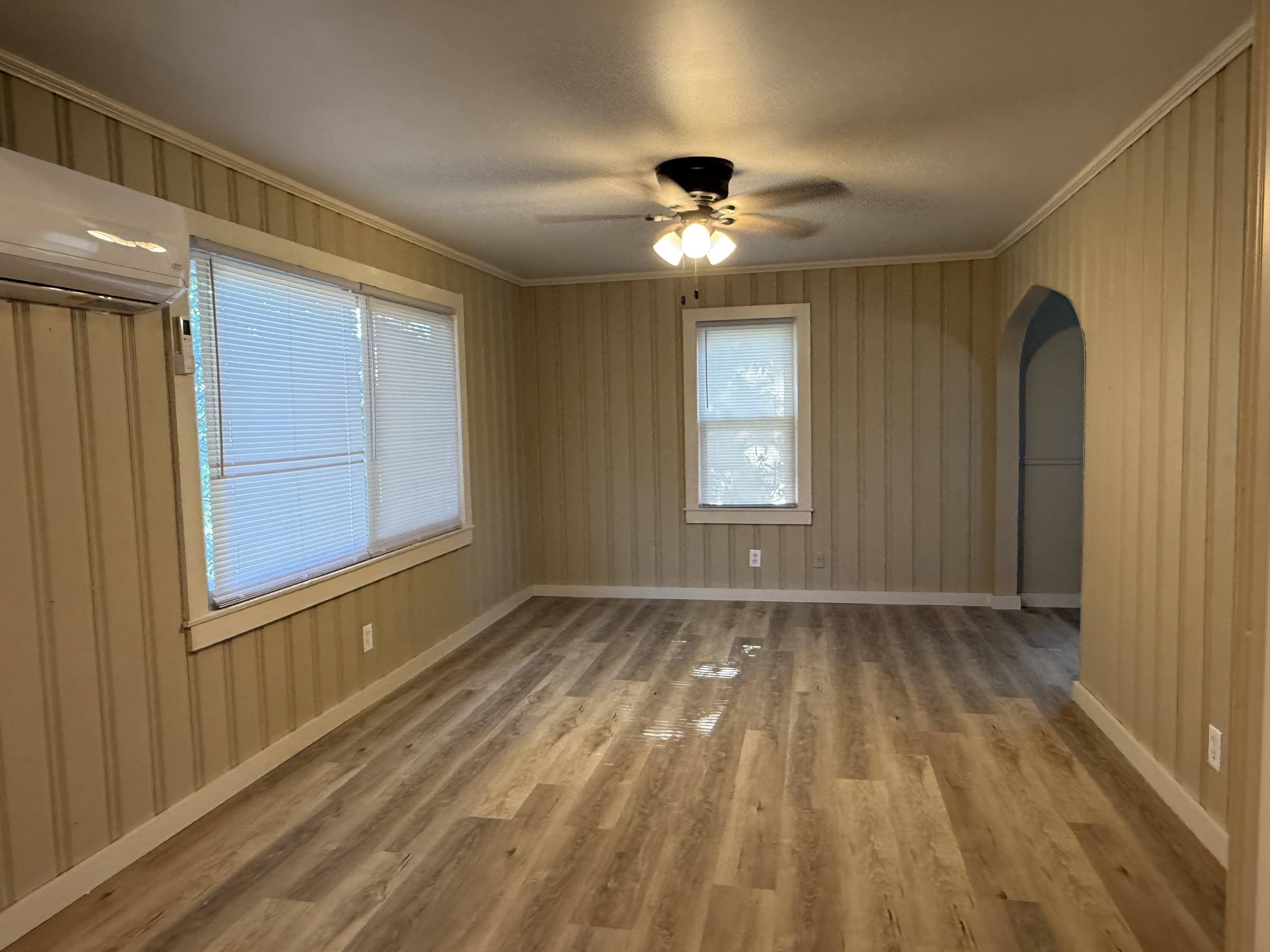 937 Vine Street Rearn A – photo 4