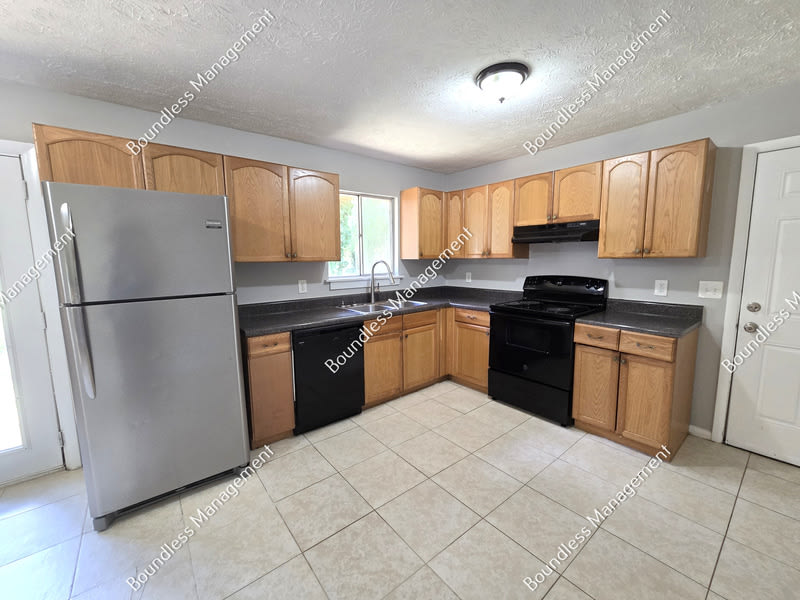 8834 Homewood Dr – photo 5