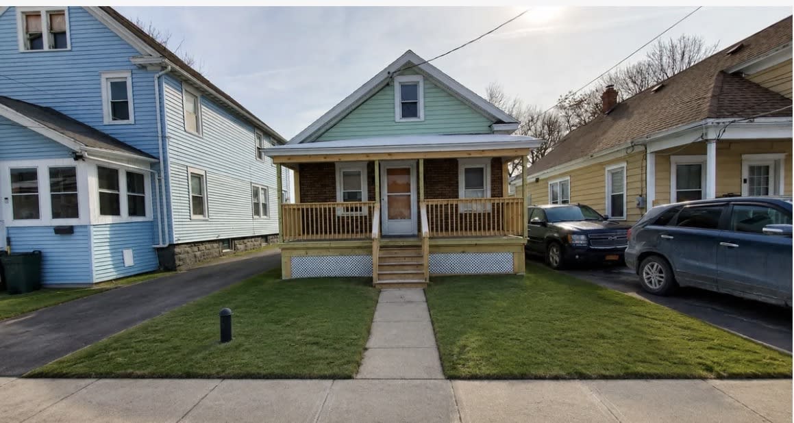 124 Manilla Street 1 – photo 1