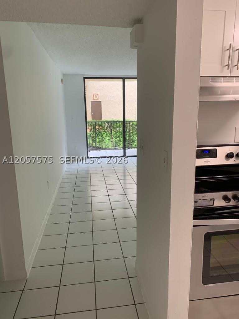 14221 N Kendall Dr – photo 5
