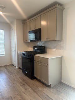 2402 Hesperus Avenue – photo 3