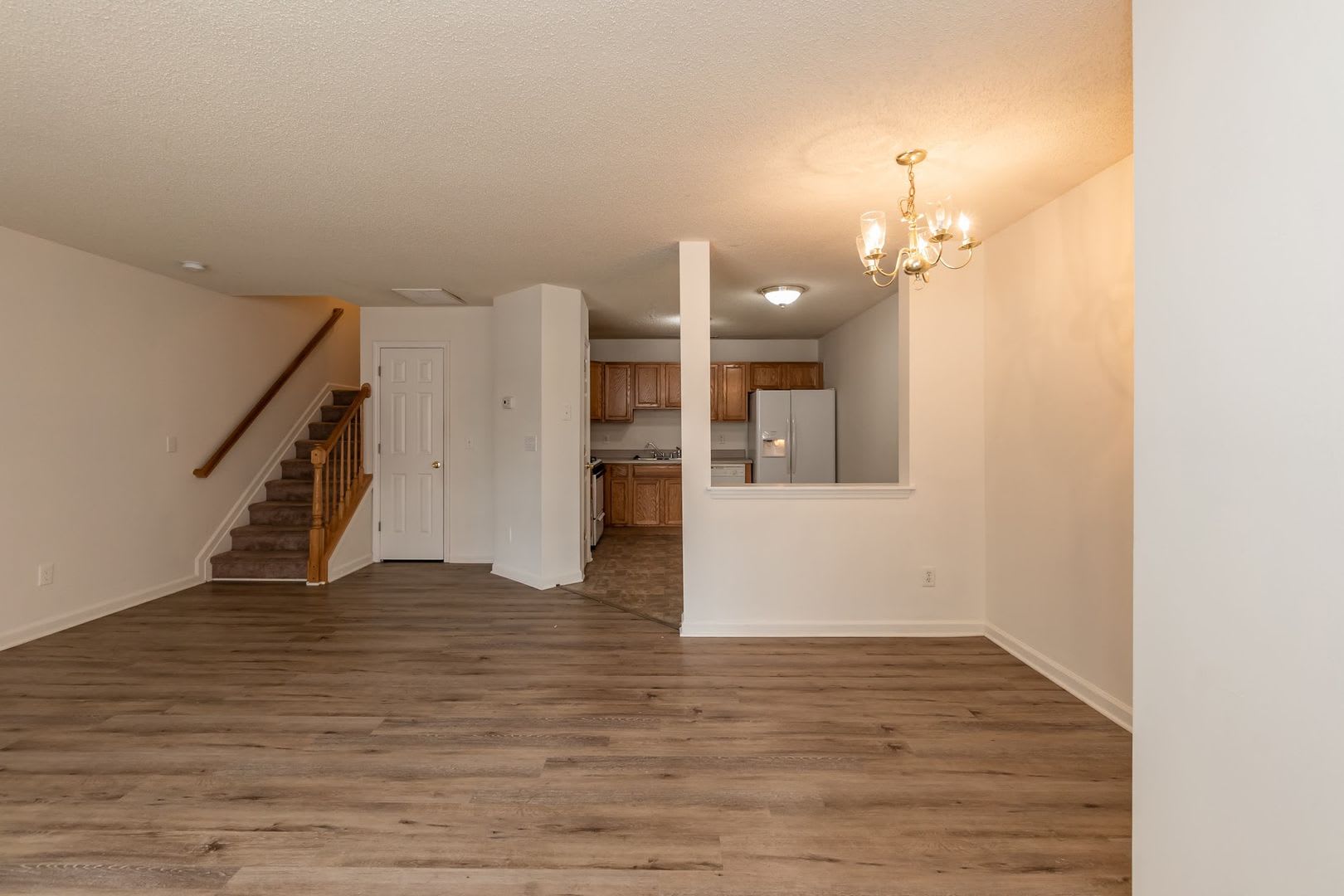Three Bedroom End Unit Townhome – photo 4