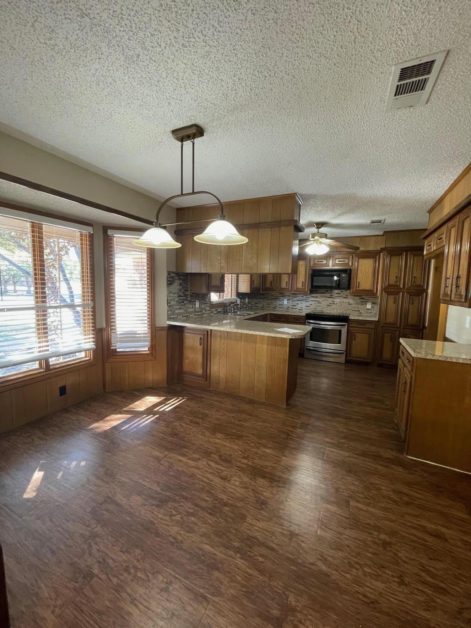 5316 73Rd Street – photo 2