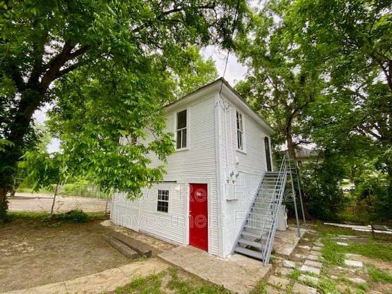 455 Egan St – photo 1