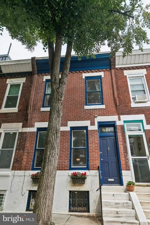 621 S BAMBREY STREET – photo 2