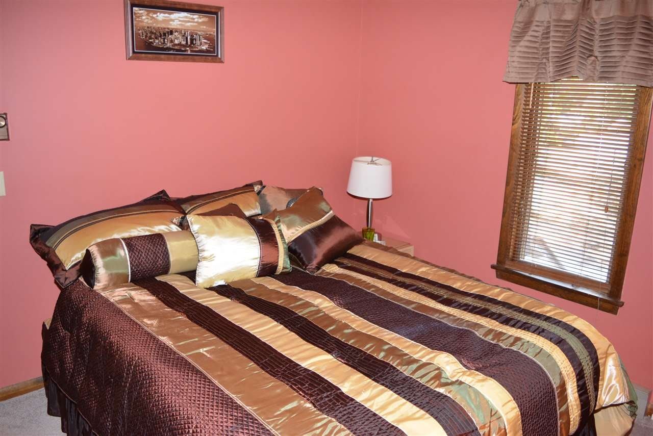 10 Bay Tree Lane – photo 5
