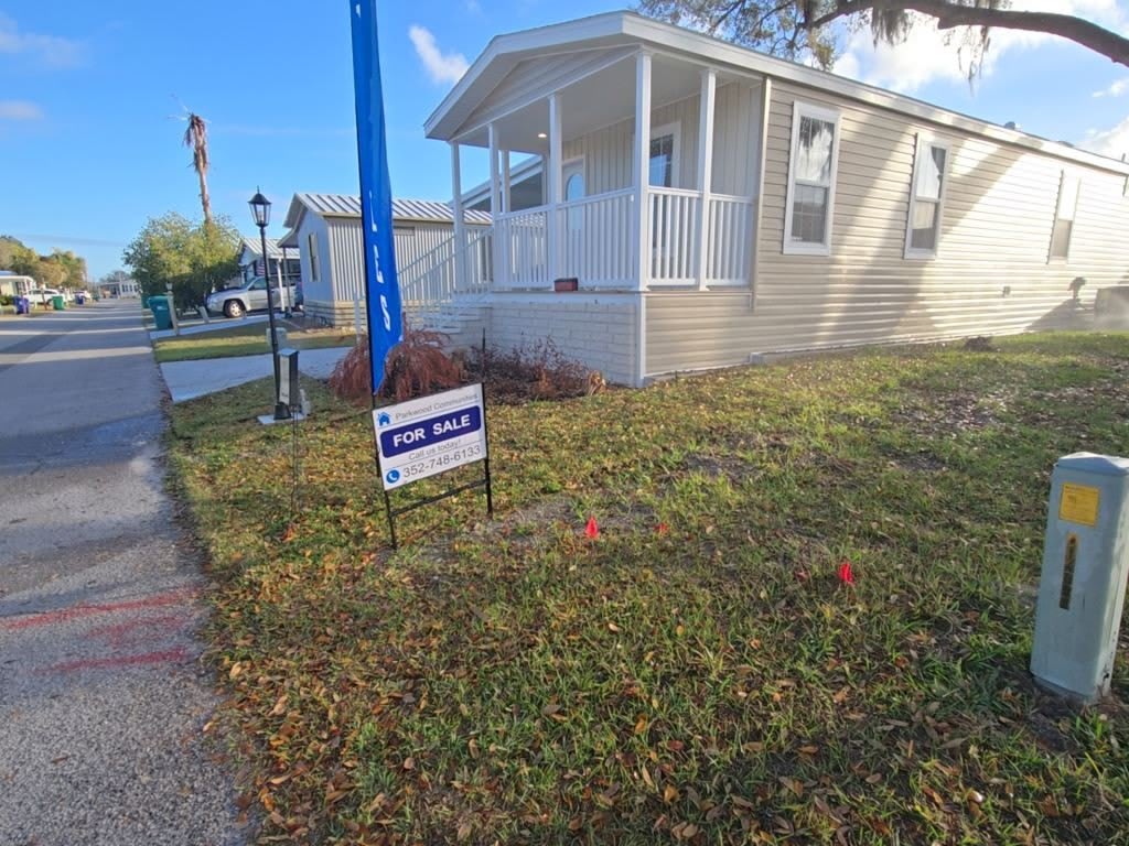 1016 Century Drive – photo 2