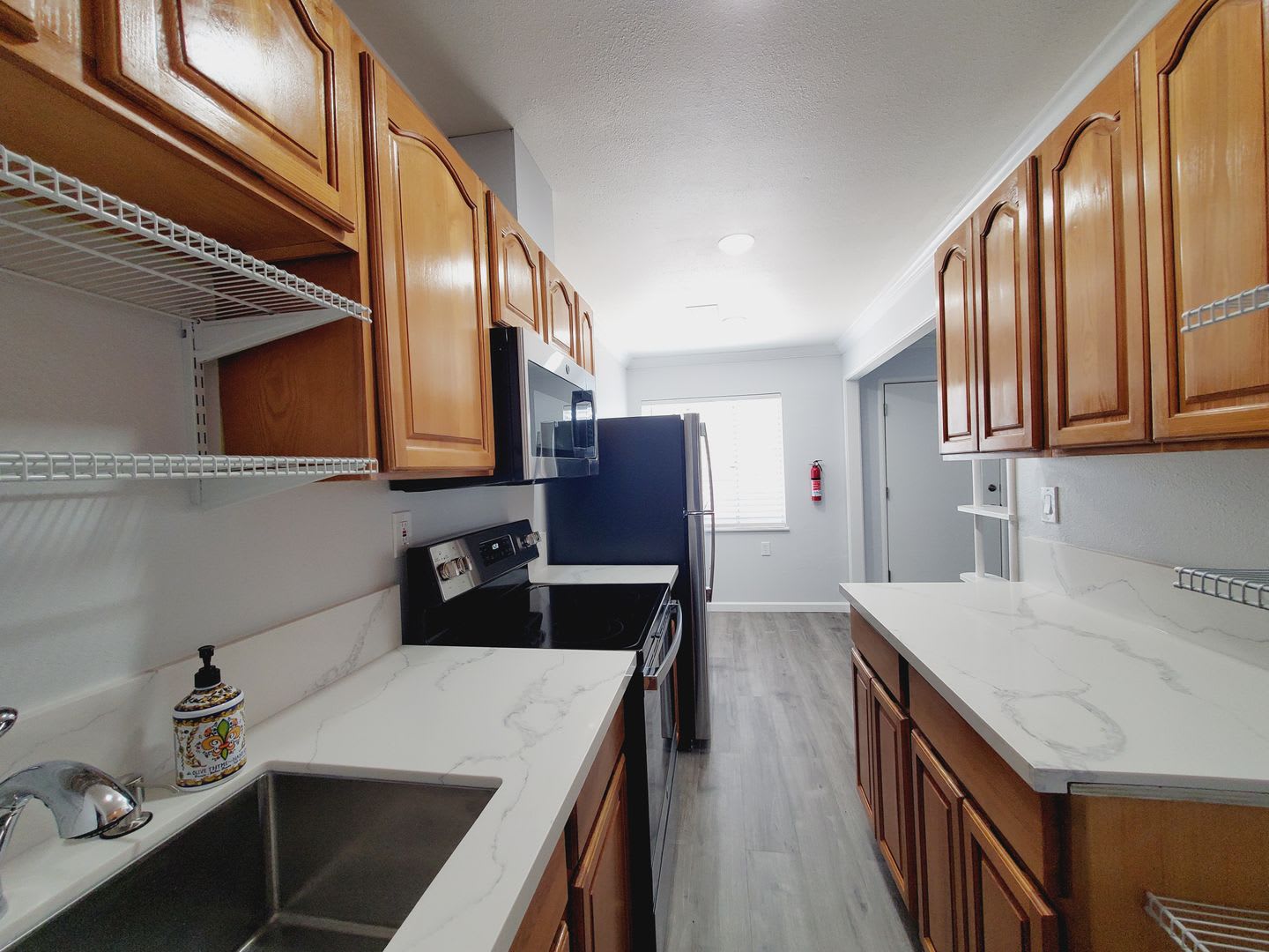 Ground floor One bedroom with Private Patio near Diamond District – photo 4